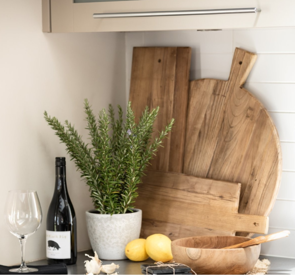 Artisan bread board Hawthorne
