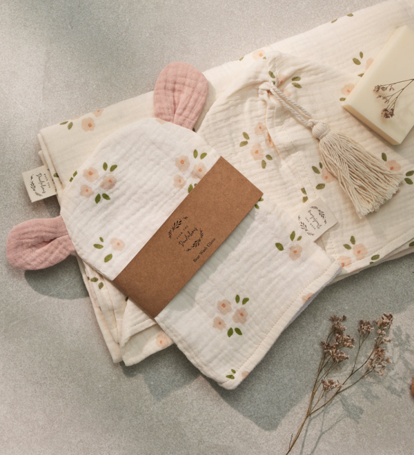 Baby Bear  wash glove