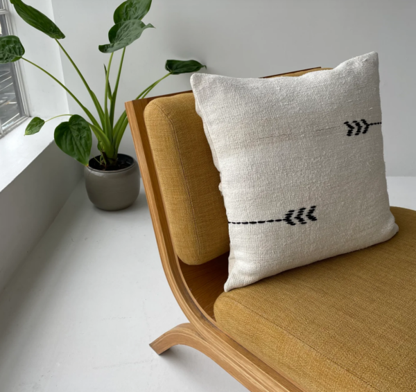 Vintage hemp cushion - Feather 50 x 50 cm