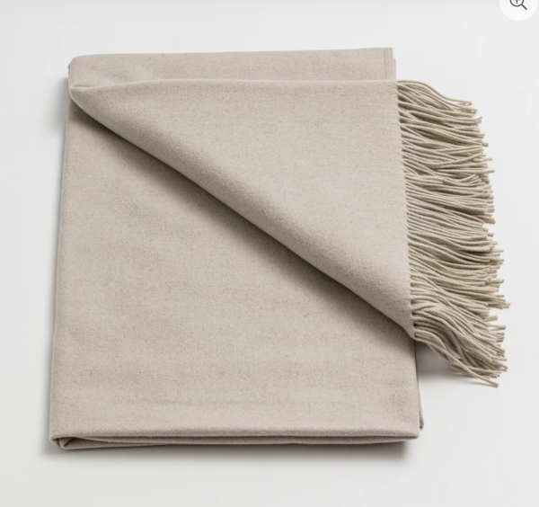 Cashmere & Merino throw Putty - Image 2