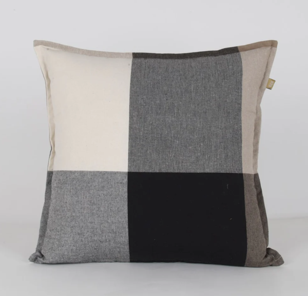 Giant check cushion black