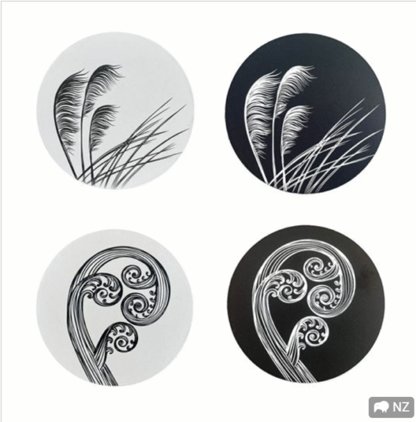 Coaster Set of 4 Black & ivory