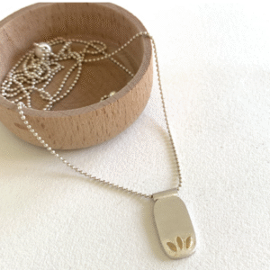 Necklace Rancho Three leaf