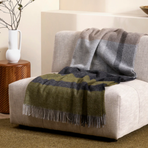 Throw Brunswick Bracken