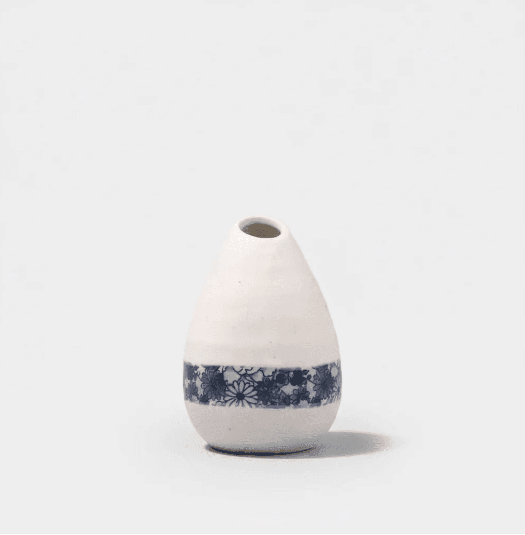 Vase Naibu Pinecone white