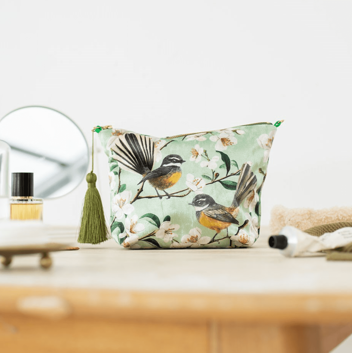 Cosmetic bag 100% Fantail