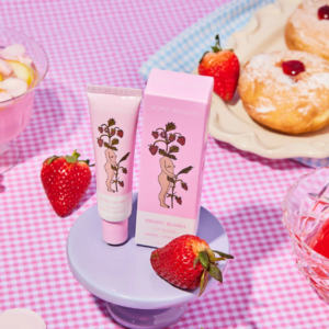 Lip Bopo woman Berry