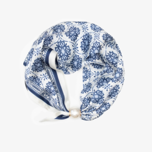 Pearl fasten neck tie Porcelain cross
